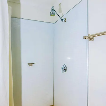 Ibis Budget Brisbane Airport Exterior photo